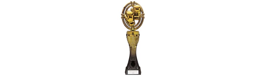 MAVERICK TOWER RESIN TROPHY - 4 SIZES - 23CM - 31.5CM MAVERICK TOWER RESIN TROPHY - 4 SIZES - 23CM - 31.5CM